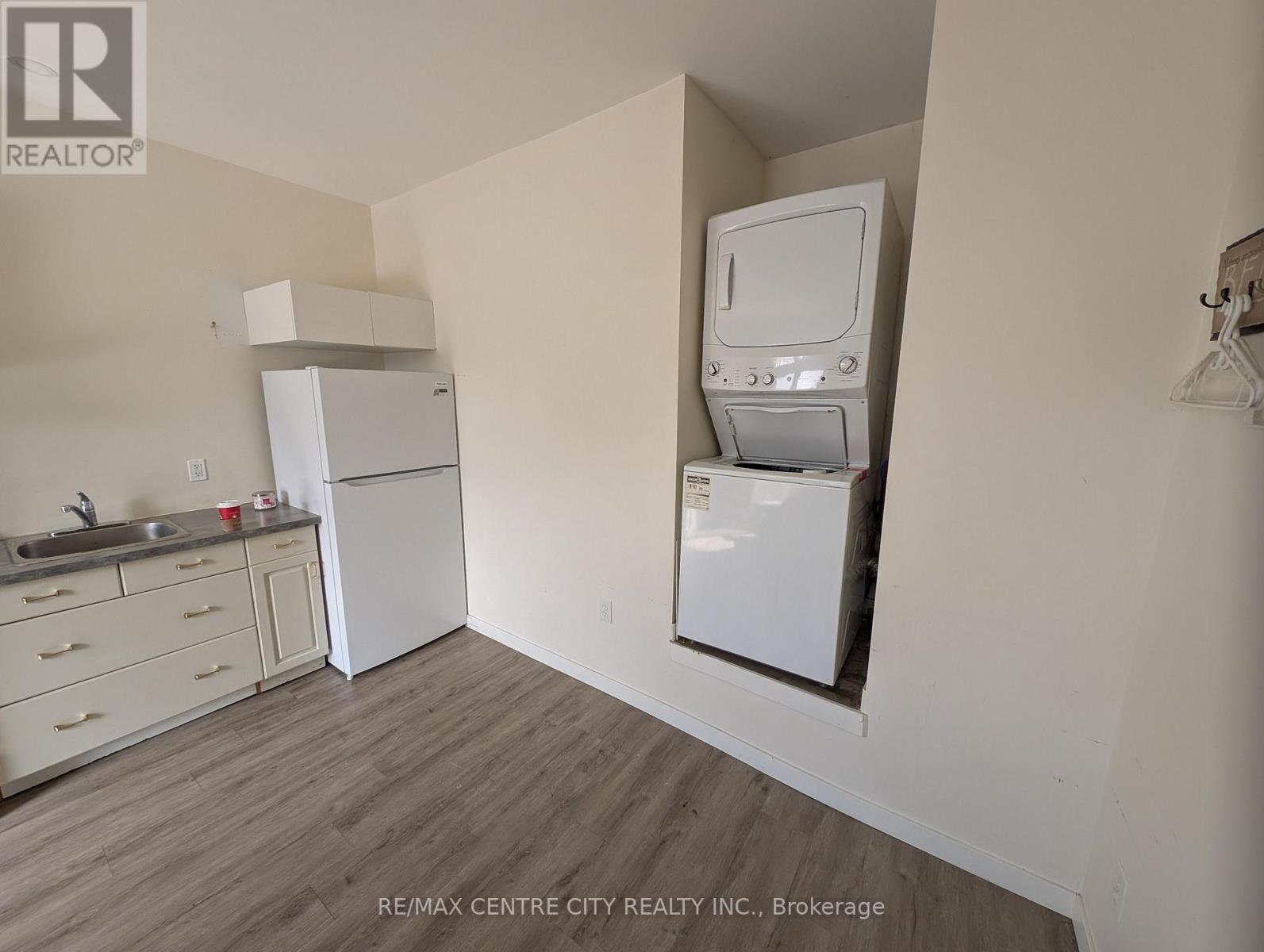 1 - 423 Hamilton Road, London East, Ontario  N5Z 1S1 - Photo 12 - X12960060