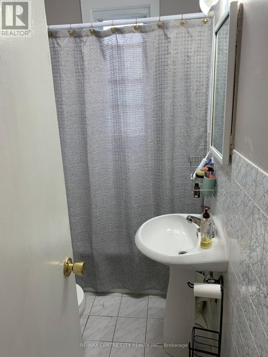 31 Langarth Street, London South, Ontario  N6J 1P3 - Photo 9 - X12873496