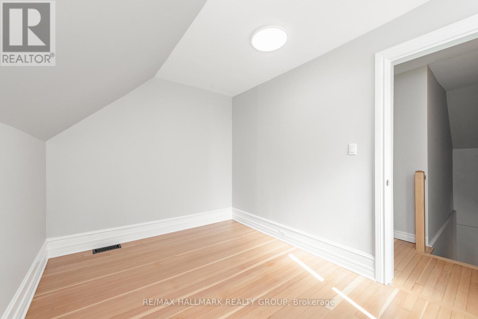 108 Clothier Street E, North Grenville, Ontario  K0G 1J0 - Photo 24 - X12366220