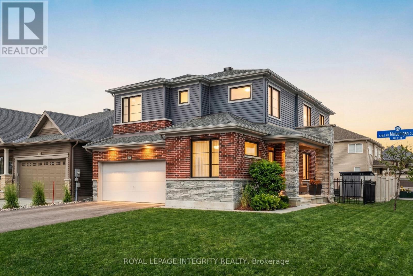 68 MALACHIGAN CRESCENT, Ottawa, Ontario