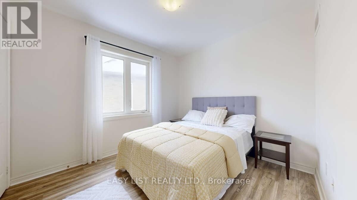 42 Foxberry Road, East Gwillimbury, Ontario  L9N 0P6 - Photo 18 - N12964752