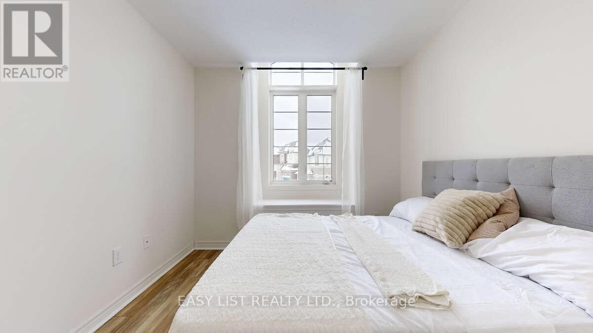 42 Foxberry Road, East Gwillimbury, Ontario  L9N 0P6 - Photo 19 - N12964752