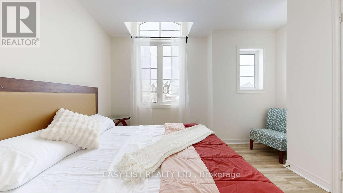 42 Foxberry Road, East Gwillimbury, Ontario  L9N 0P6 - Photo 22 - N12964752