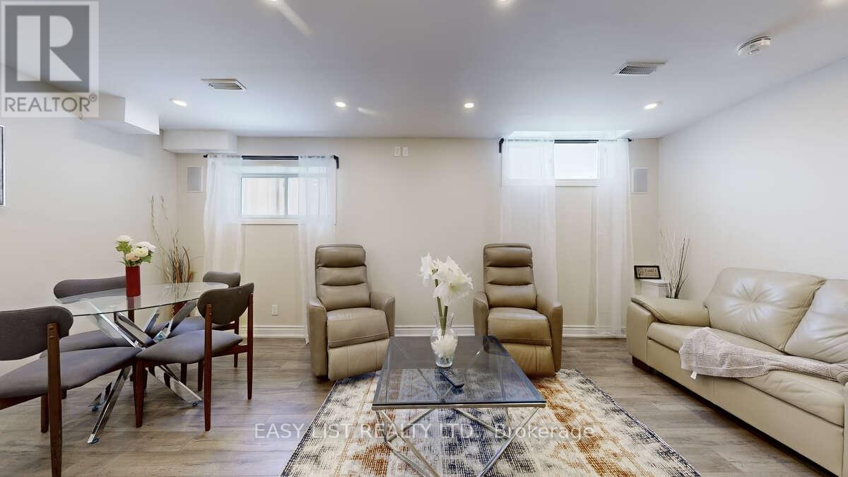 42 Foxberry Road, East Gwillimbury, Ontario  L9N 0P6 - Photo 30 - N12964752