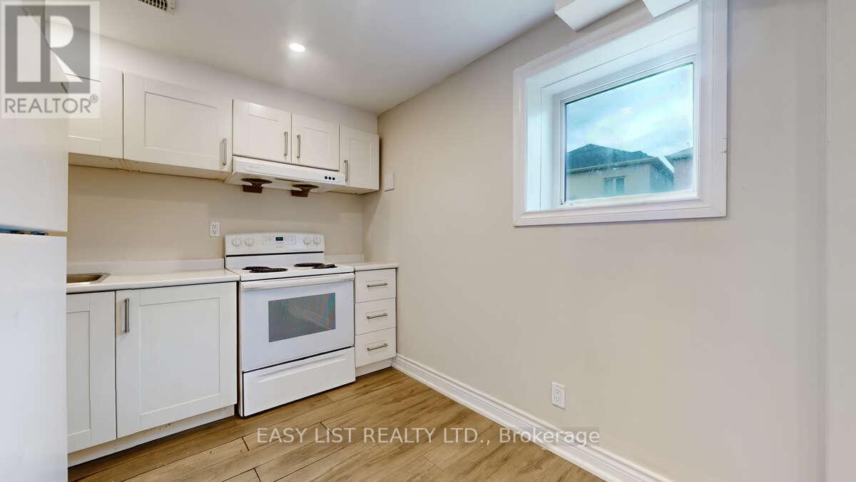 42 Foxberry Road, East Gwillimbury, Ontario  L9N 0P6 - Photo 35 - N12964752