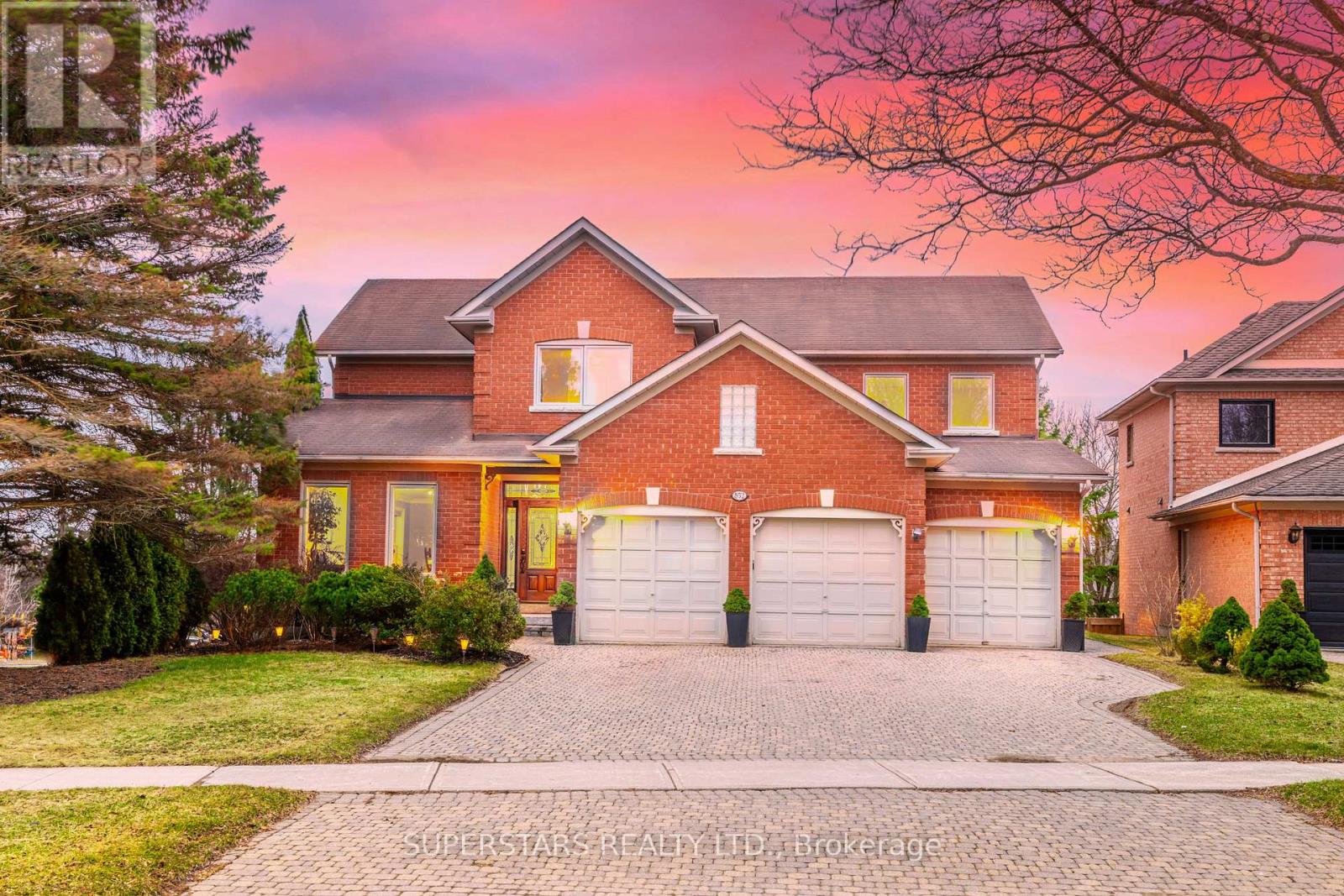 852 Norwick Road, Newmarket, Ontario  L3X 1K8 - Photo 1 - N12964754