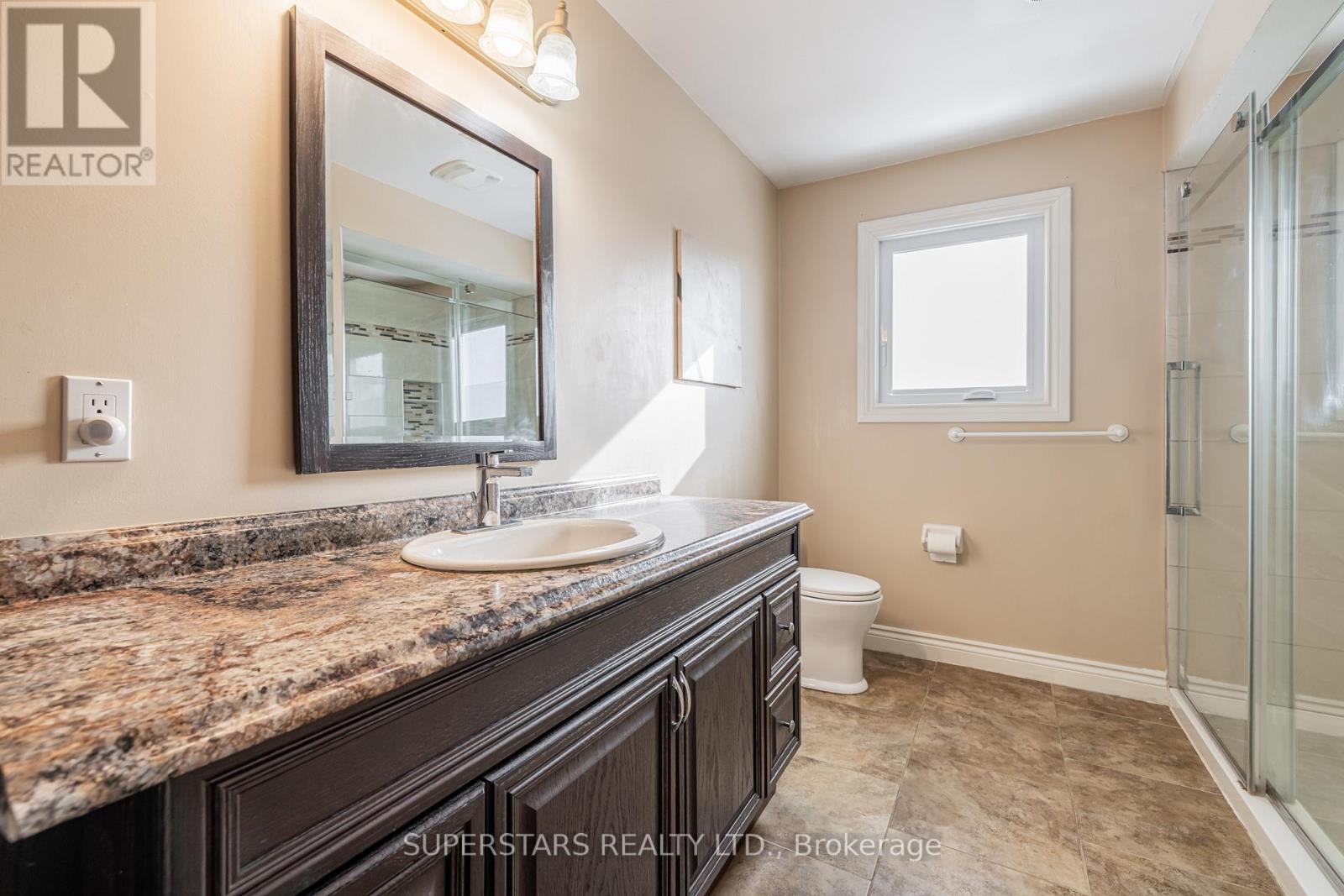 852 Norwick Road, Newmarket, Ontario  L3X 1K8 - Photo 28 - N12964754