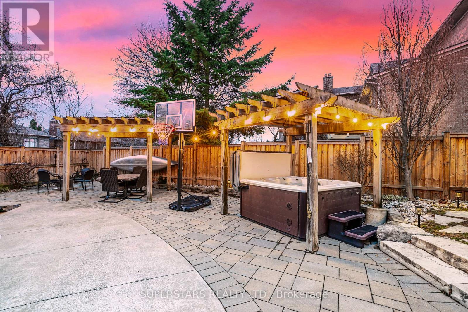 852 Norwick Road, Newmarket, Ontario  L3X 1K8 - Photo 46 - N12964754