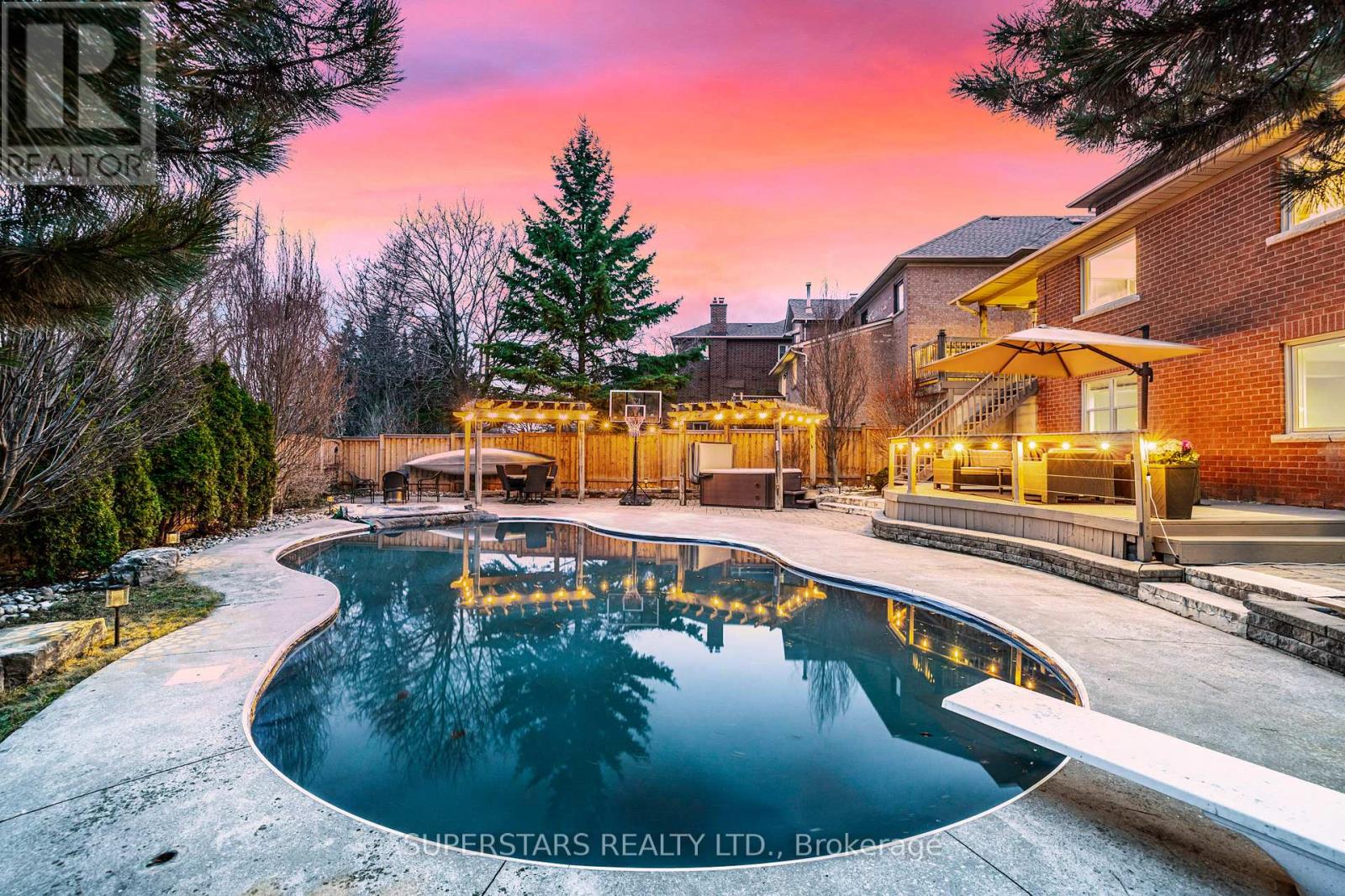 852 Norwick Road, Newmarket, Ontario  L3X 1K8 - Photo 49 - N12964754