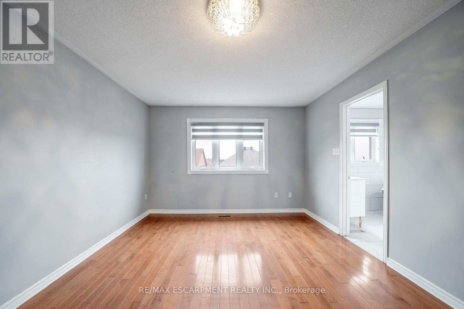 84 Andriana Crescent, Markham, Ontario  L6B 0C8 - Photo 15 - N12964838