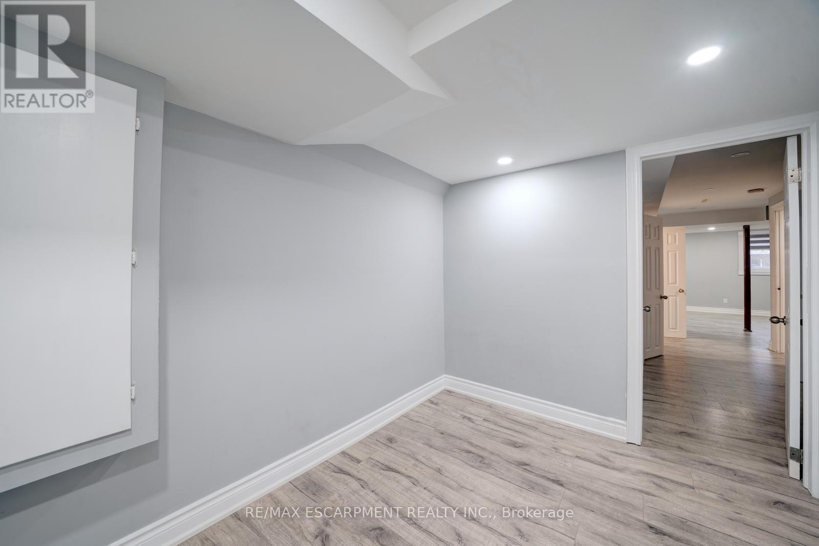 84 Andriana Crescent, Markham, Ontario  L6B 0C8 - Photo 36 - N12964838