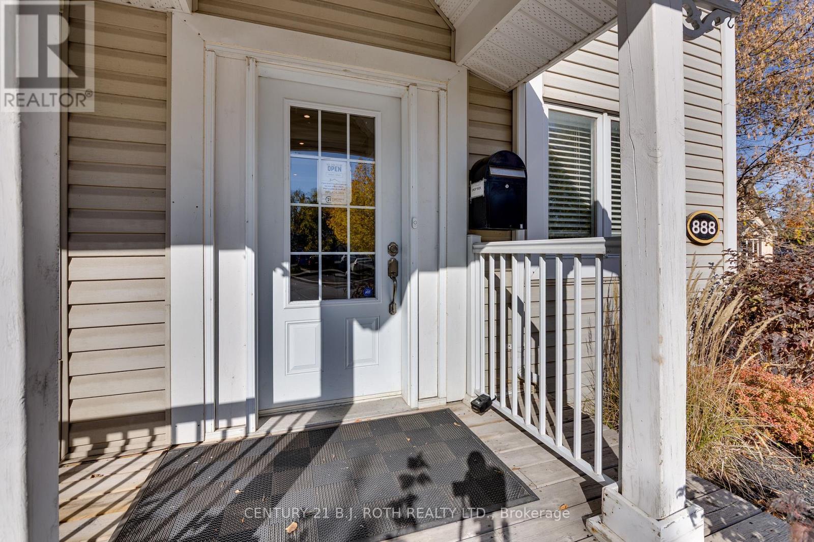 888 Innisfil Beach Road, Innisfil, Ontario  L9S 2C2 - Photo 17 - N12964854