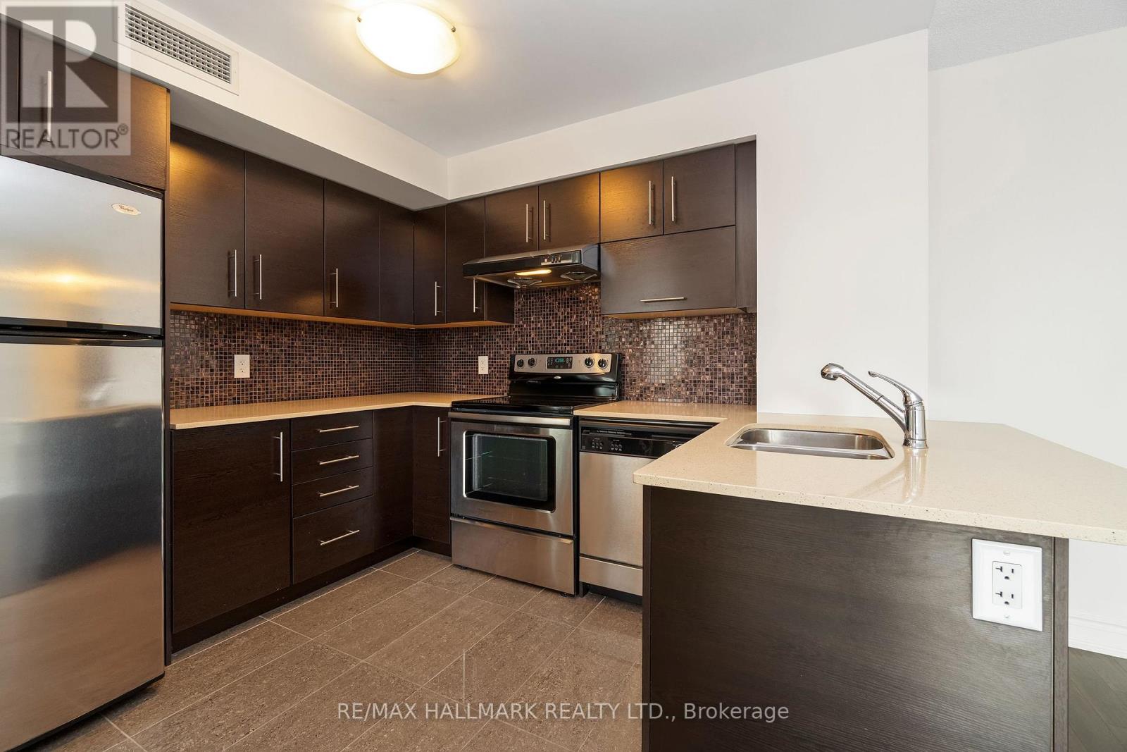 308 - 253 South Park Road, Markham, Ontario  L3T 0B4 - Photo 13 - N12964870