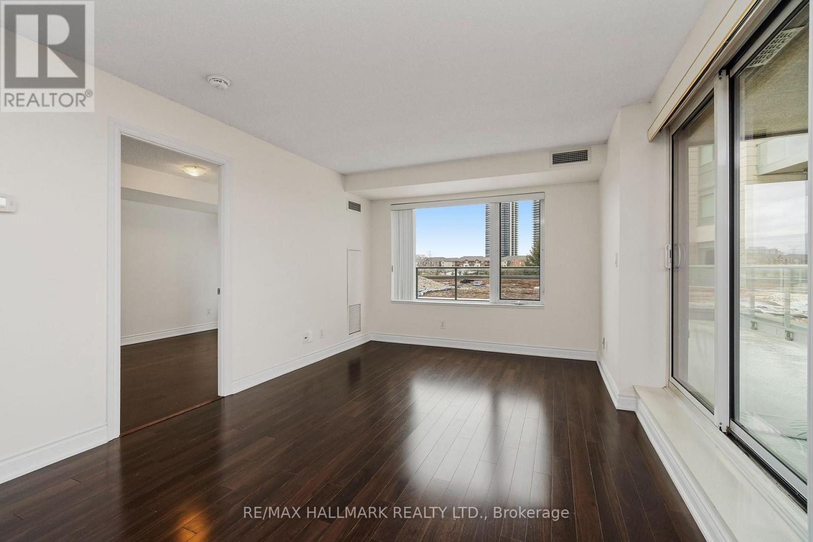 308 - 253 South Park Road, Markham, Ontario  L3T 0B4 - Photo 9 - N12964870