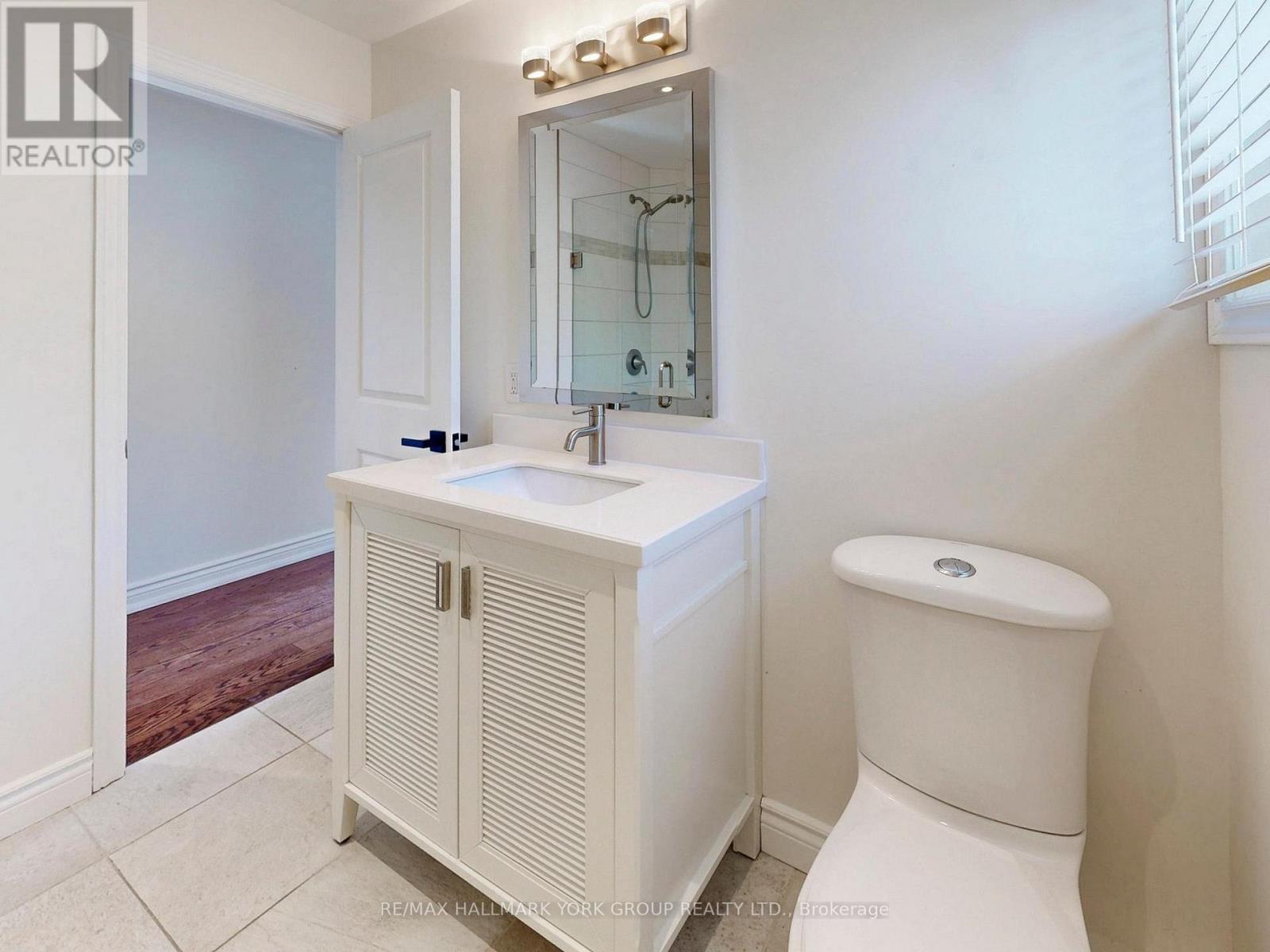 42 Buchanan Crescent, Aurora, Ontario  L4G 5K4 - Photo 28 - N12964934