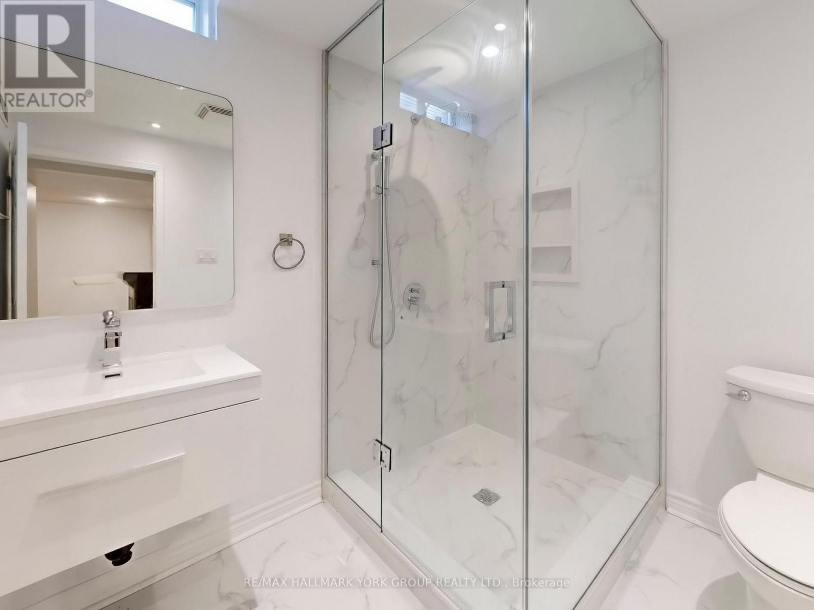 42 Buchanan Crescent, Aurora, Ontario  L4G 5K4 - Photo 33 - N12964934