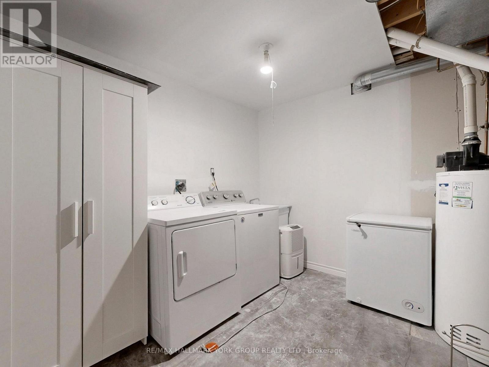 42 Buchanan Crescent, Aurora, Ontario  L4G 5K4 - Photo 34 - N12964934