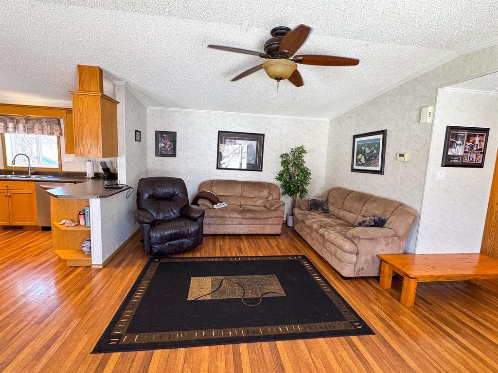 350 2nd Avenue E, Minitonas, Manitoba  R0L 1G0 - Photo 12 - 202606526