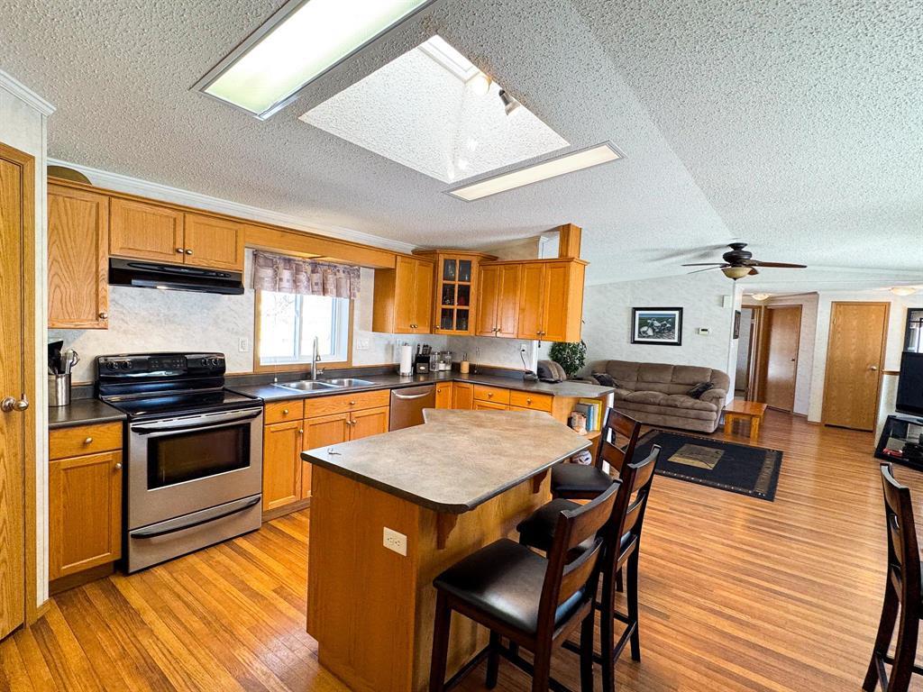 350 2nd Avenue E, Minitonas, Manitoba  R0L 1G0 - Photo 3 - 202606526