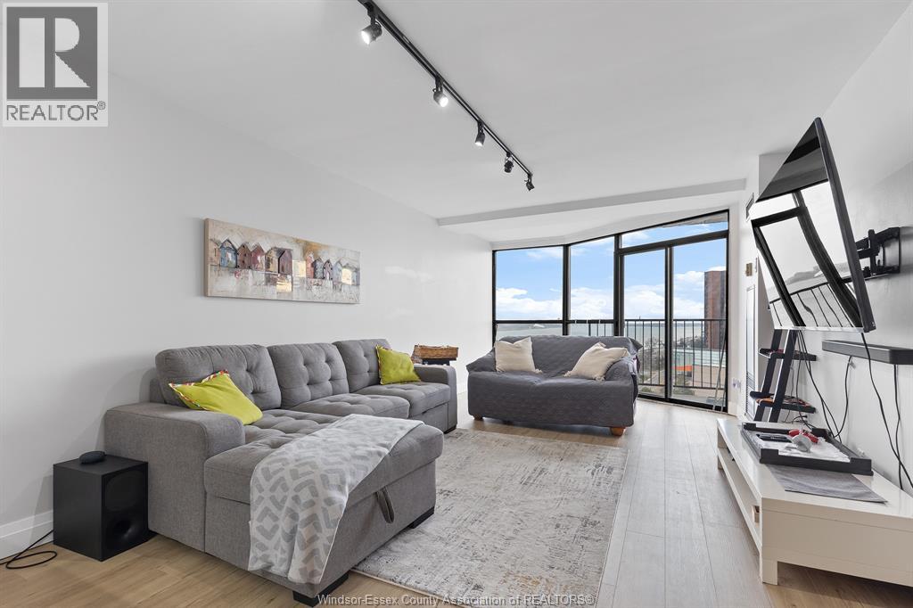 515 Riverside Drive West Unit# 1203, Windsor, Ontario  N9A 7C3 - Photo 2 - 26007196