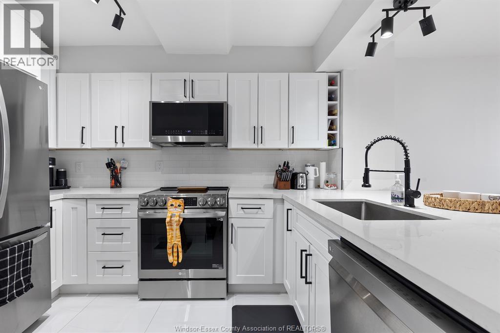 515 Riverside Drive West Unit# 1203, Windsor, Ontario  N9A 7C3 - Photo 3 - 26007196