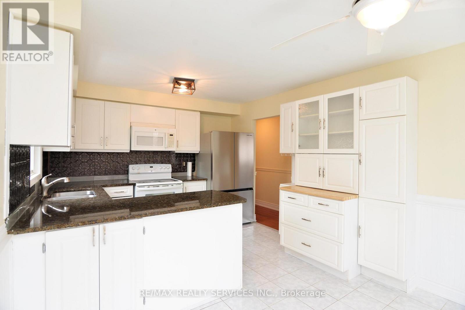 7 Bush Crescent, Wasaga Beach, Ontario  L9Z 1M3 - Photo 12 - S12964788