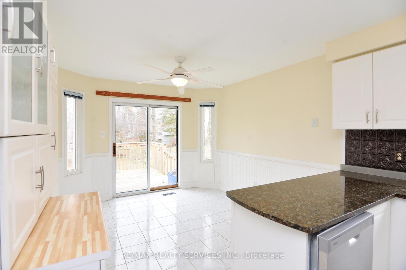 7 Bush Crescent, Wasaga Beach, Ontario  L9Z 1M3 - Photo 14 - S12964788