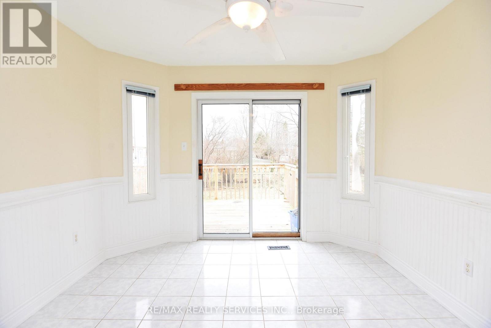 7 Bush Crescent, Wasaga Beach, Ontario  L9Z 1M3 - Photo 15 - S12964788