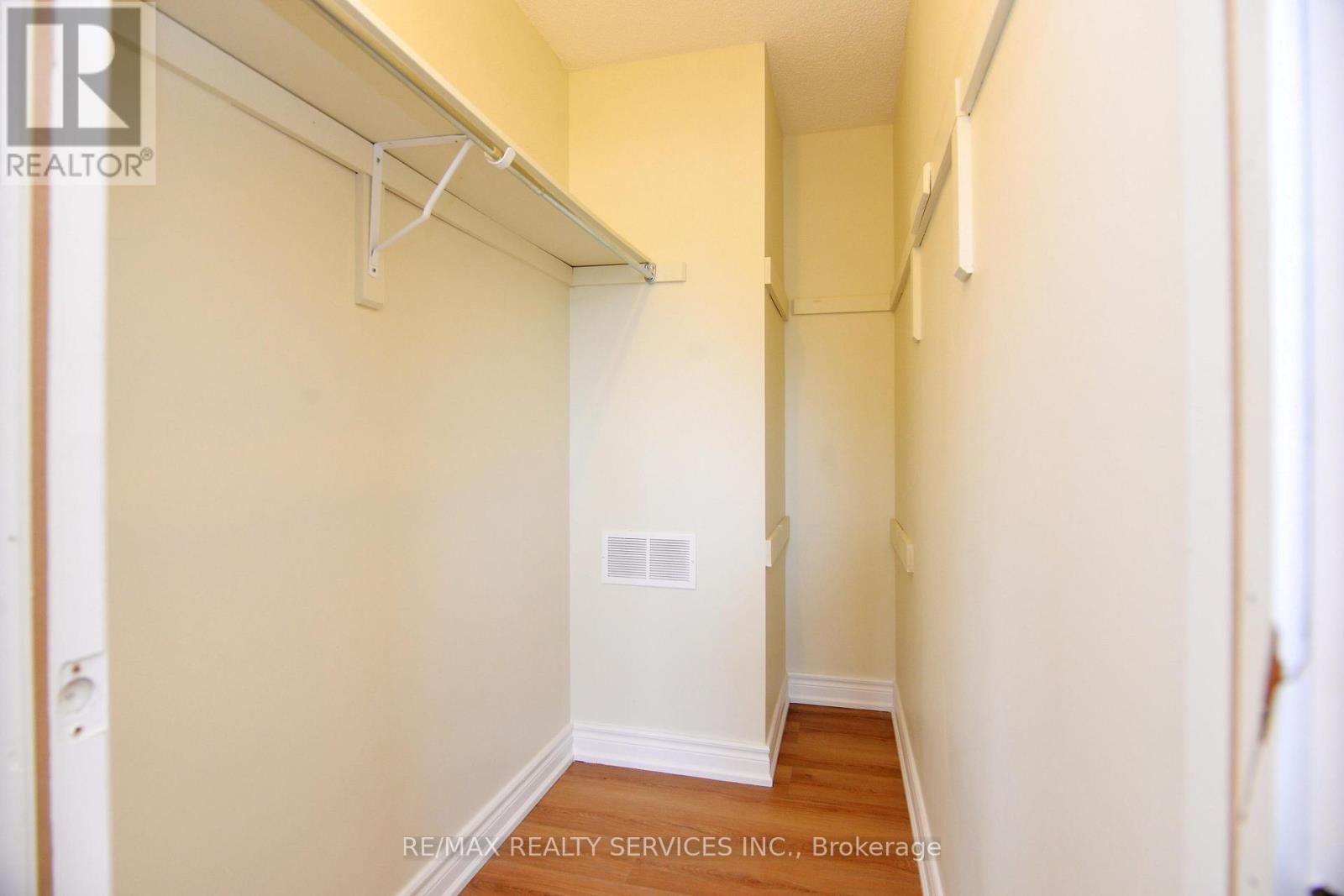 7 Bush Crescent, Wasaga Beach, Ontario  L9Z 1M3 - Photo 23 - S12964788