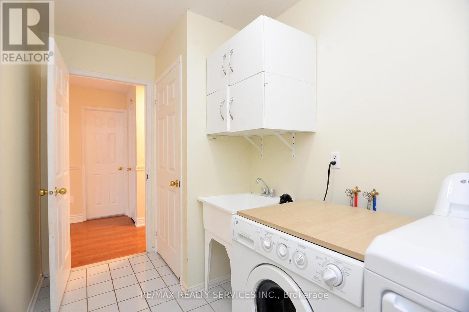 7 Bush Crescent, Wasaga Beach, Ontario  L9Z 1M3 - Photo 29 - S12964788