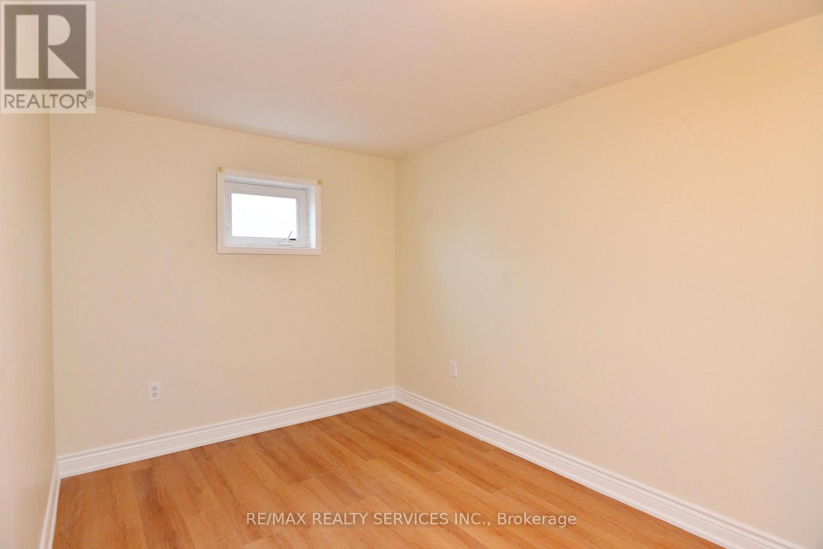 7 Bush Crescent, Wasaga Beach, Ontario  L9Z 1M3 - Photo 35 - S12964788