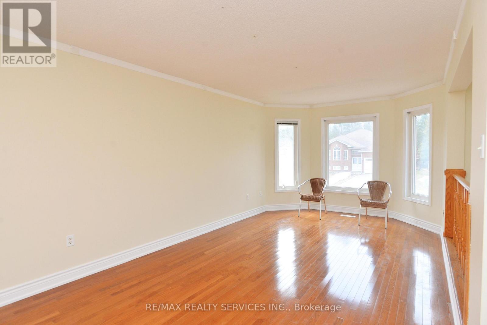 7 Bush Crescent, Wasaga Beach, Ontario  L9Z 1M3 - Photo 9 - S12964788