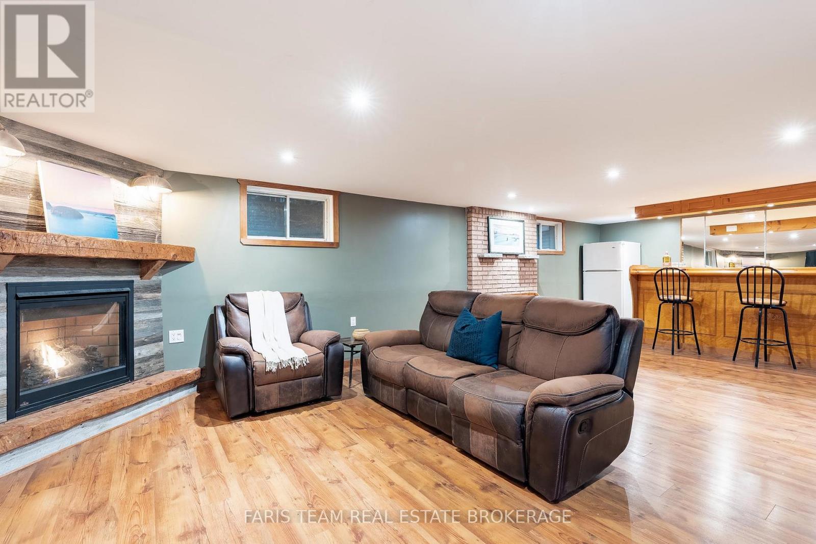 13 Maitland Drive, Barrie (Grove East), Ontario  L4M 5W1 - Photo 19 - S12964874