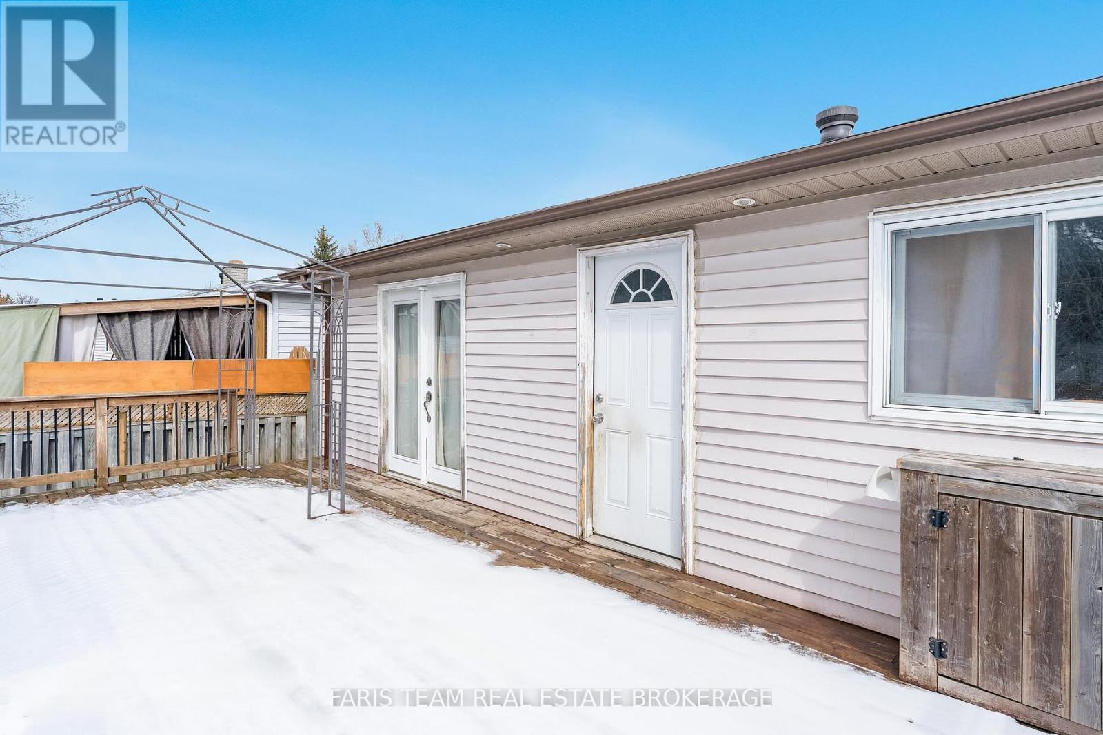 13 Maitland Drive, Barrie (Grove East), Ontario  L4M 5W1 - Photo 24 - S12964874