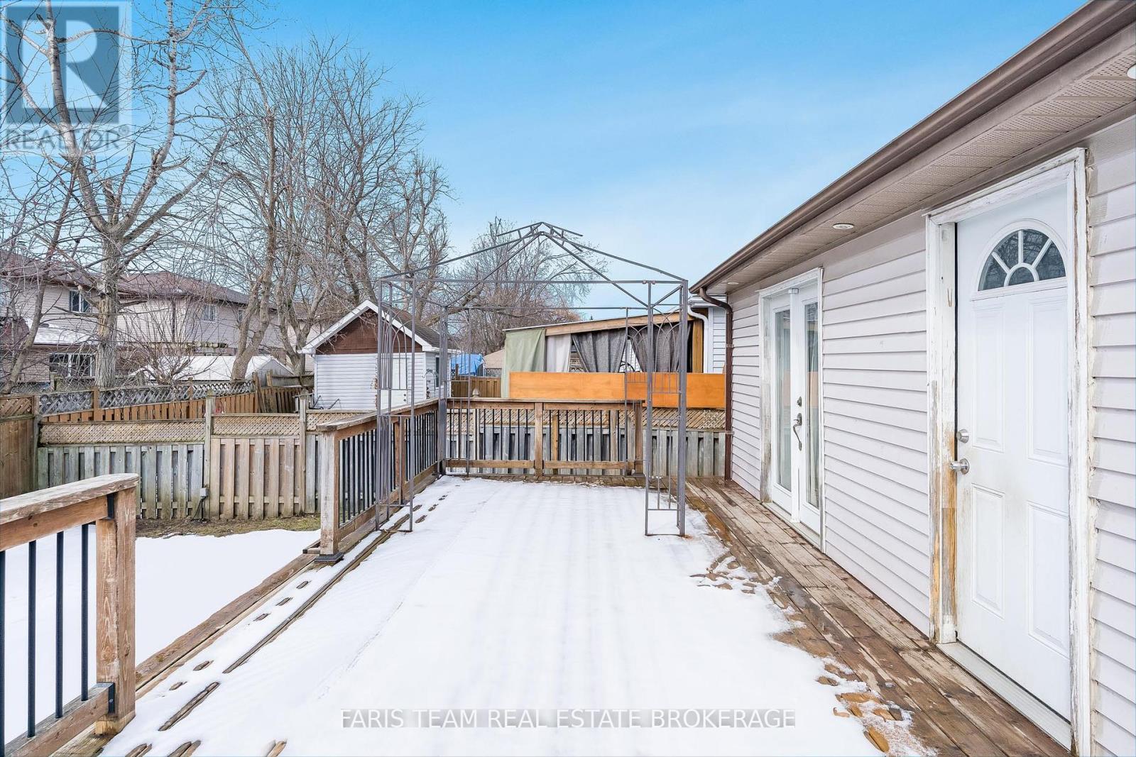 13 Maitland Drive, Barrie (Grove East), Ontario  L4M 5W1 - Photo 25 - S12964874