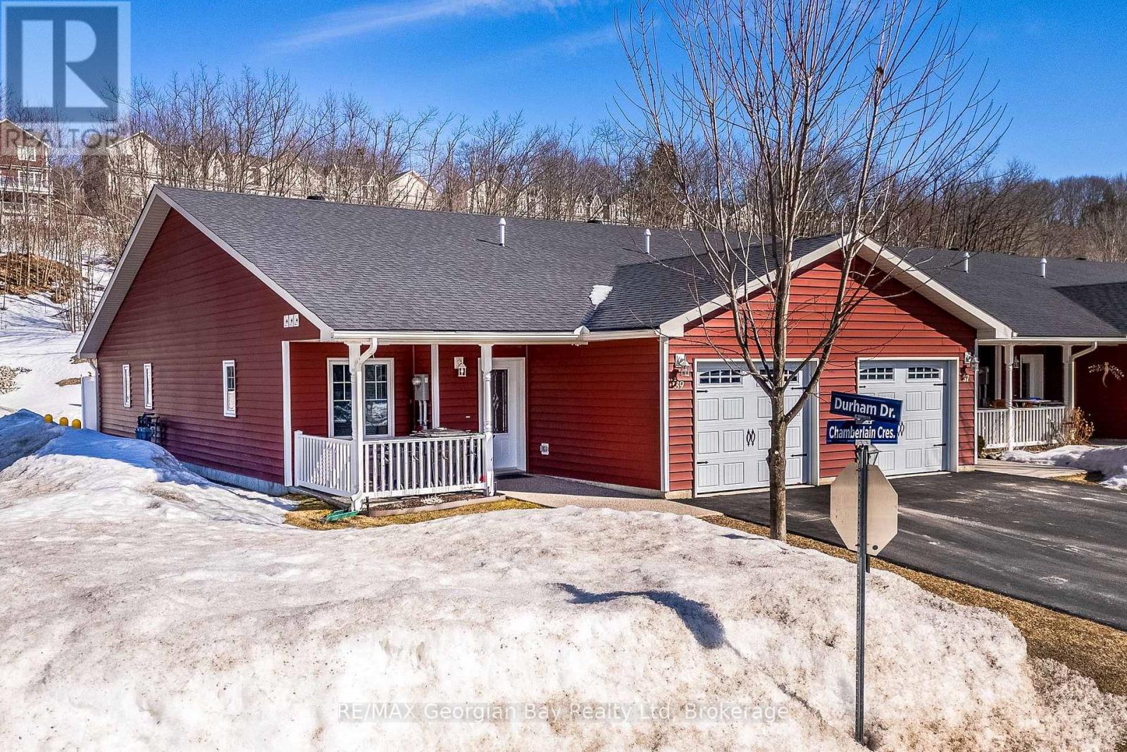 39 Chamberlain Crescent, Penetanguishene, Ontario  L9M 0A6 - Photo 34 - S12956852