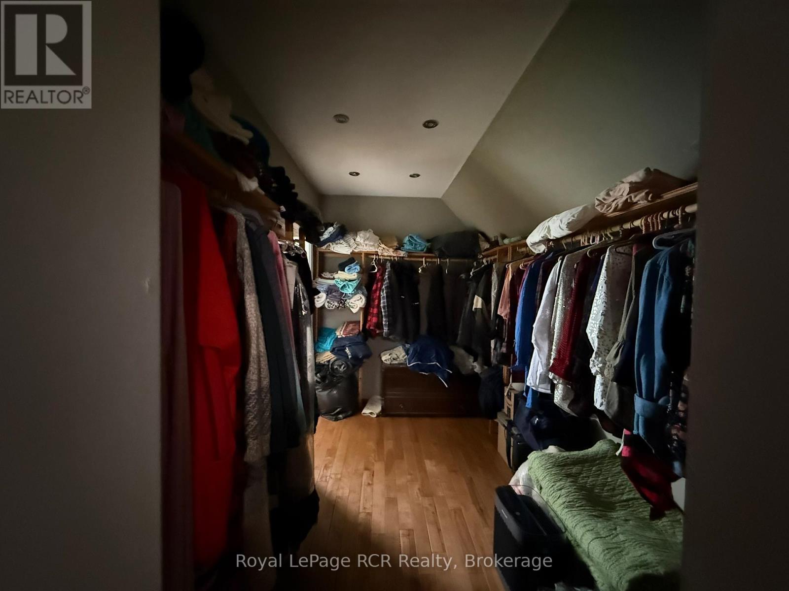 631 9th Avenue, Hanover, Ontario  N4N 2M7 - Photo 15 - X12944298