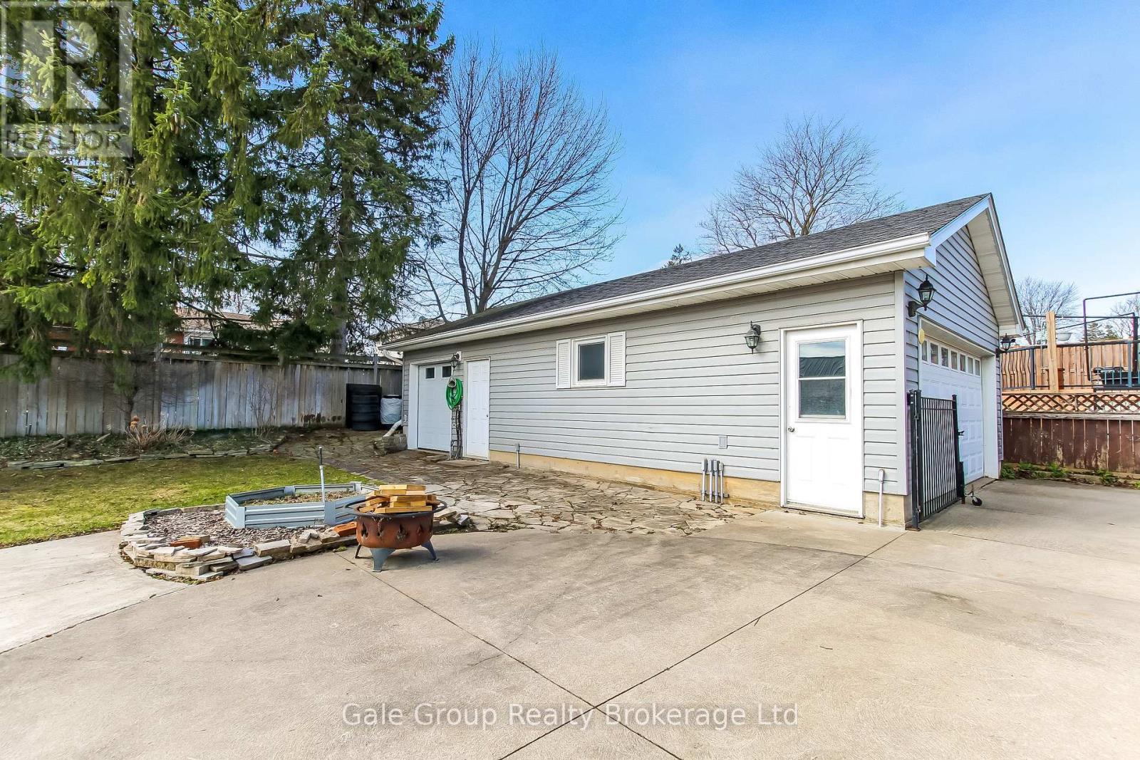 788 Gladstone Drive, Woodstock, Ontario  N4S 5T2 - Photo 3 - X12835748