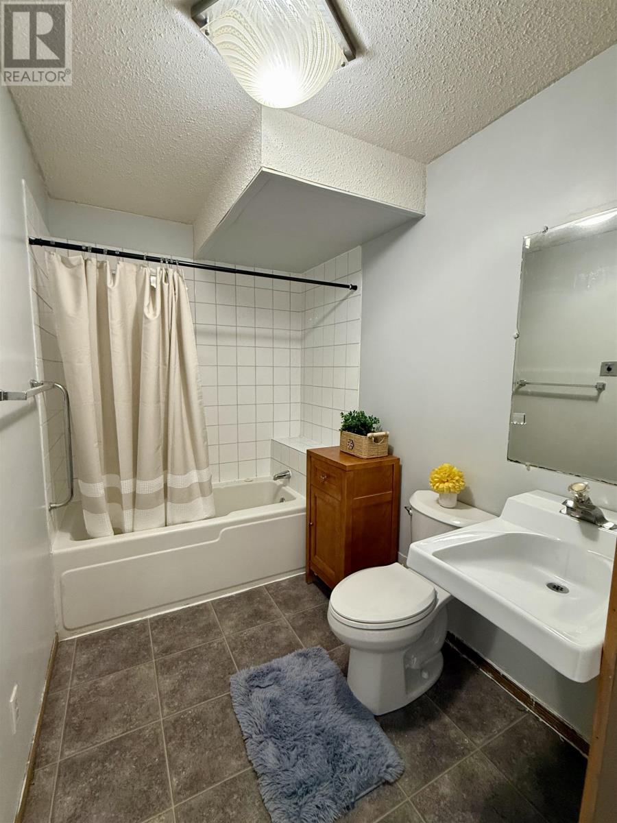 3 582 Nobel Rd, Thunder Bay, Ontario  P7B 5Y8 - Photo 13 - TB2600631