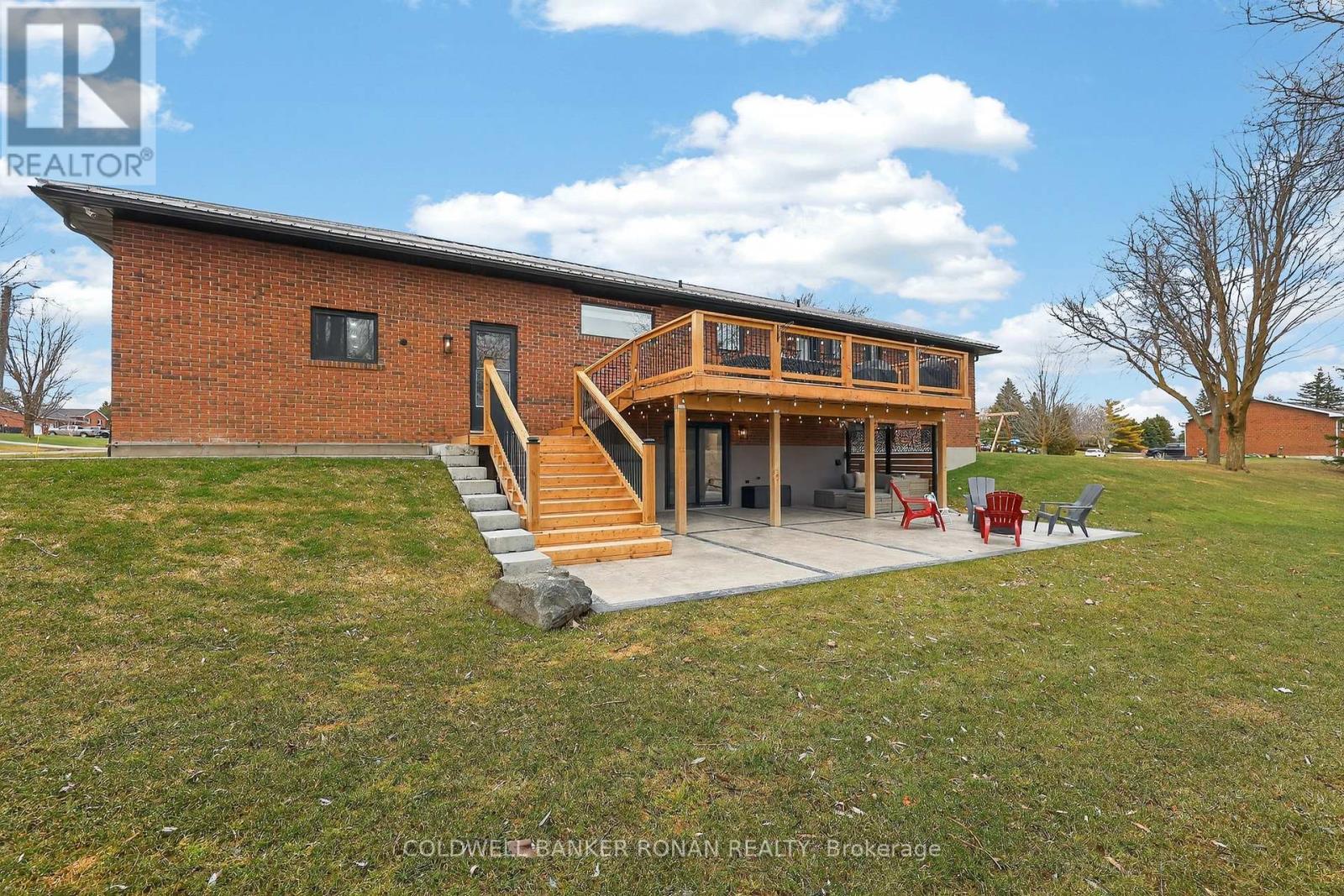 5 John Street, Adjala-Tosorontio, Ontario  L0G 1L0 - Photo 43 - N12963660