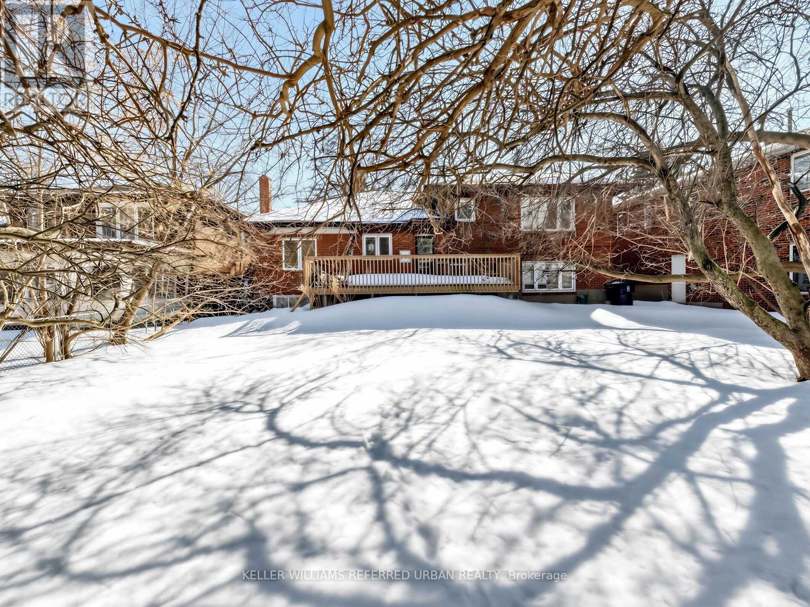 14 Frontenac Avenue, Toronto (Bedford Park-Nortown), Ontario  M5N 1Z5 - Photo 8 - C12861086