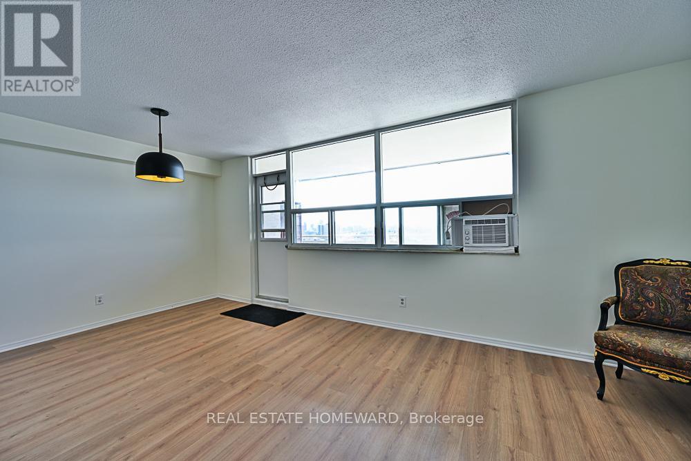 1015 - 2550 Pharmacy Avenue, Toronto (L'amoreaux), Ontario  M1W 1H9 - Photo 35 - E12962814