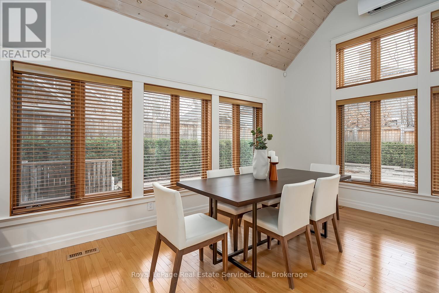 69 Allan Street, Oakville, Ontario  L6J 3M7 - Photo 13 - W12965194