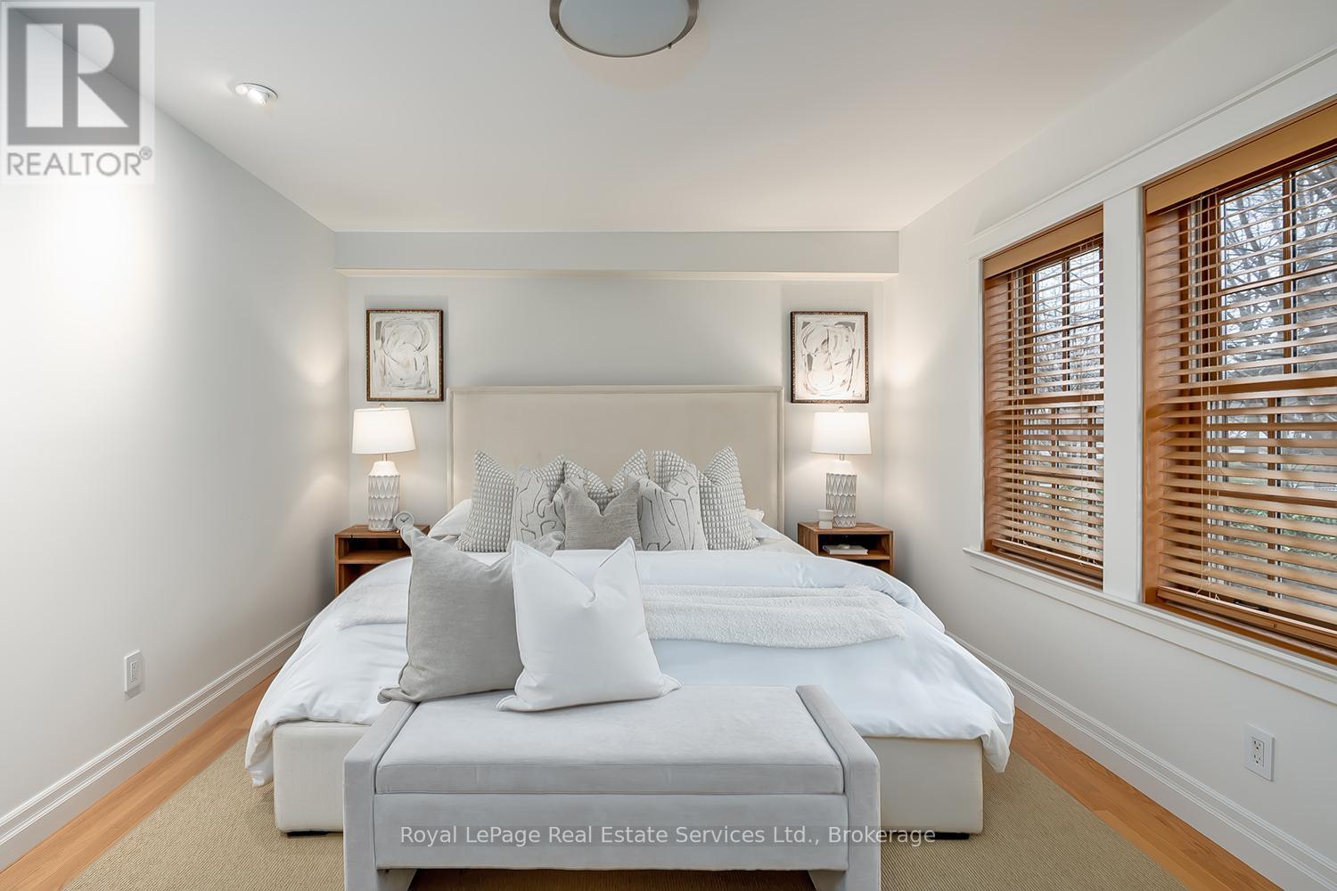 69 Allan Street, Oakville, Ontario  L6J 3M7 - Photo 24 - W12965194