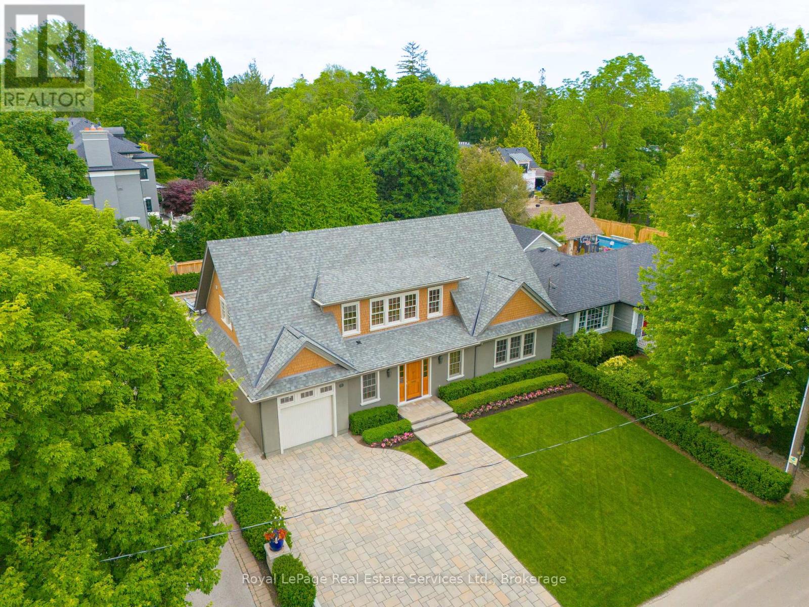 69 Allan Street, Oakville, Ontario  L6J 3M7 - Photo 3 - W12965194