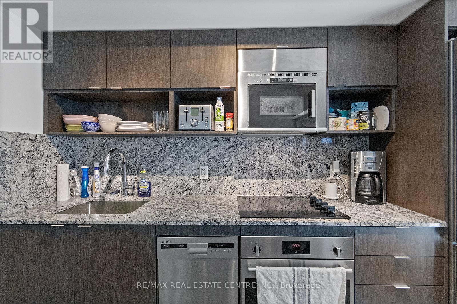 425 - 9 Mabelle Avenue, Toronto, Ontario  M9A 4X7 - Photo 16 - W12964762