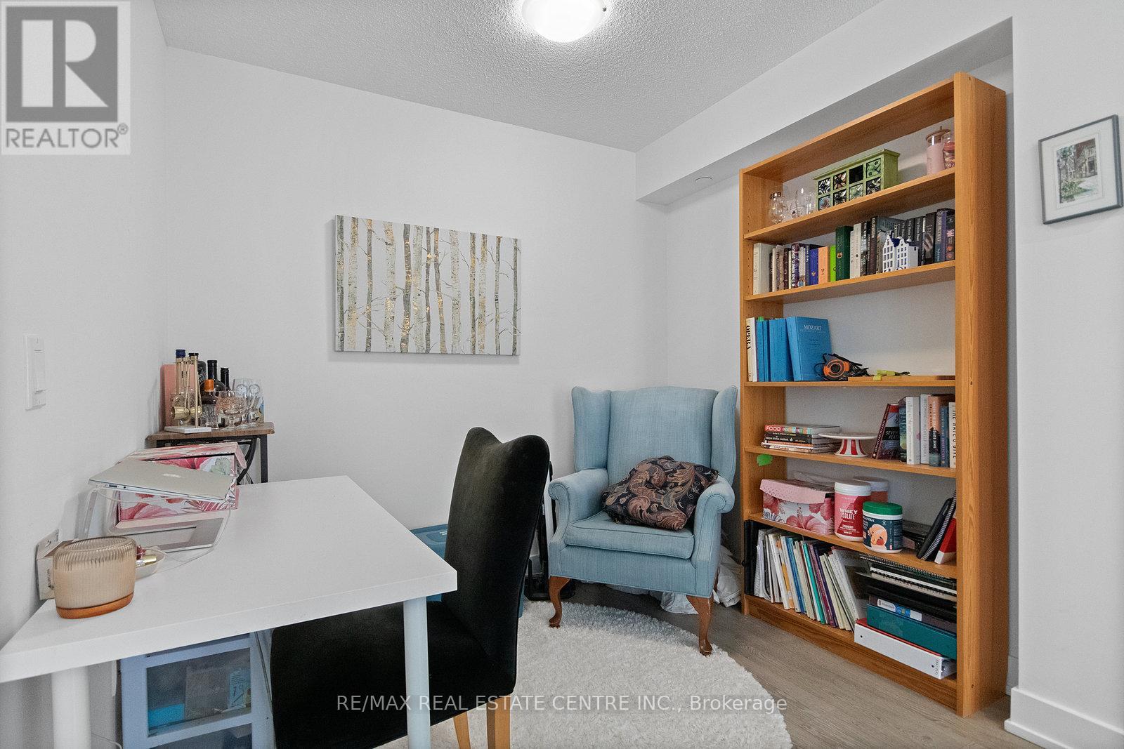 425 - 9 Mabelle Avenue, Toronto, Ontario  M9A 4X7 - Photo 17 - W12964762