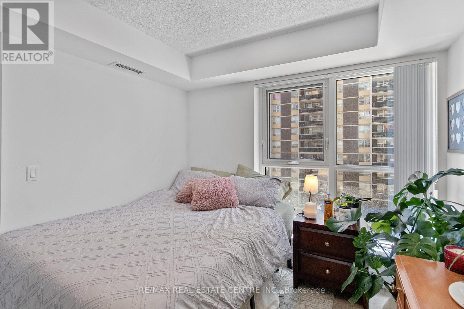 425 - 9 Mabelle Avenue, Toronto, Ontario  M9A 4X7 - Photo 21 - W12964762