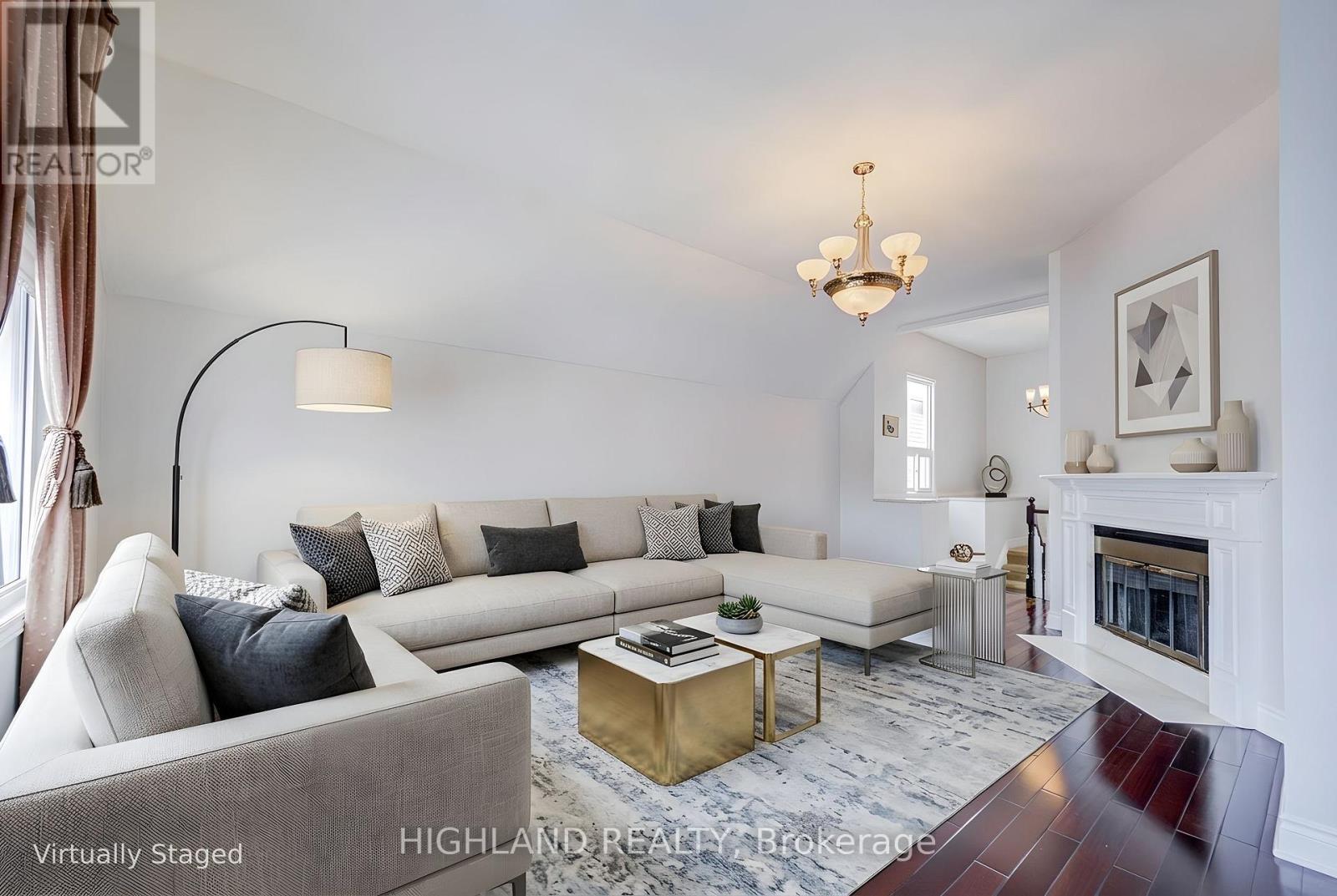 4508 Donegal Drive, Mississauga, Ontario  L5M 4G9 - Photo 13 - W12964784