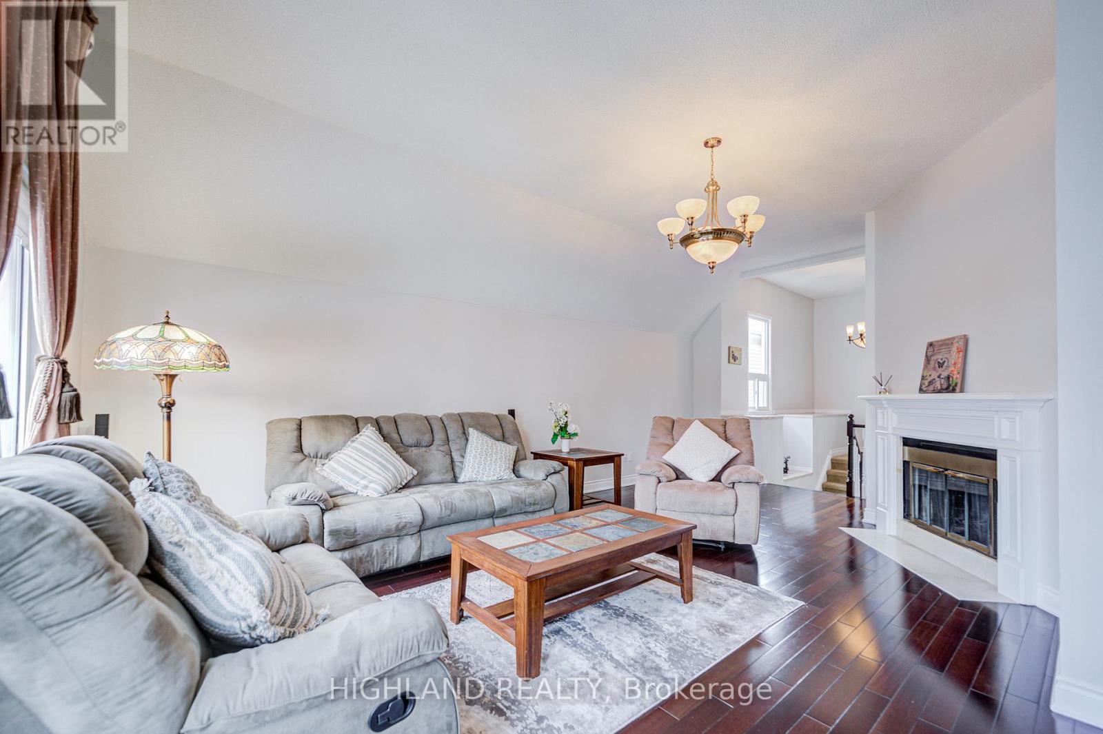 4508 Donegal Drive, Mississauga, Ontario  L5M 4G9 - Photo 19 - W12964784